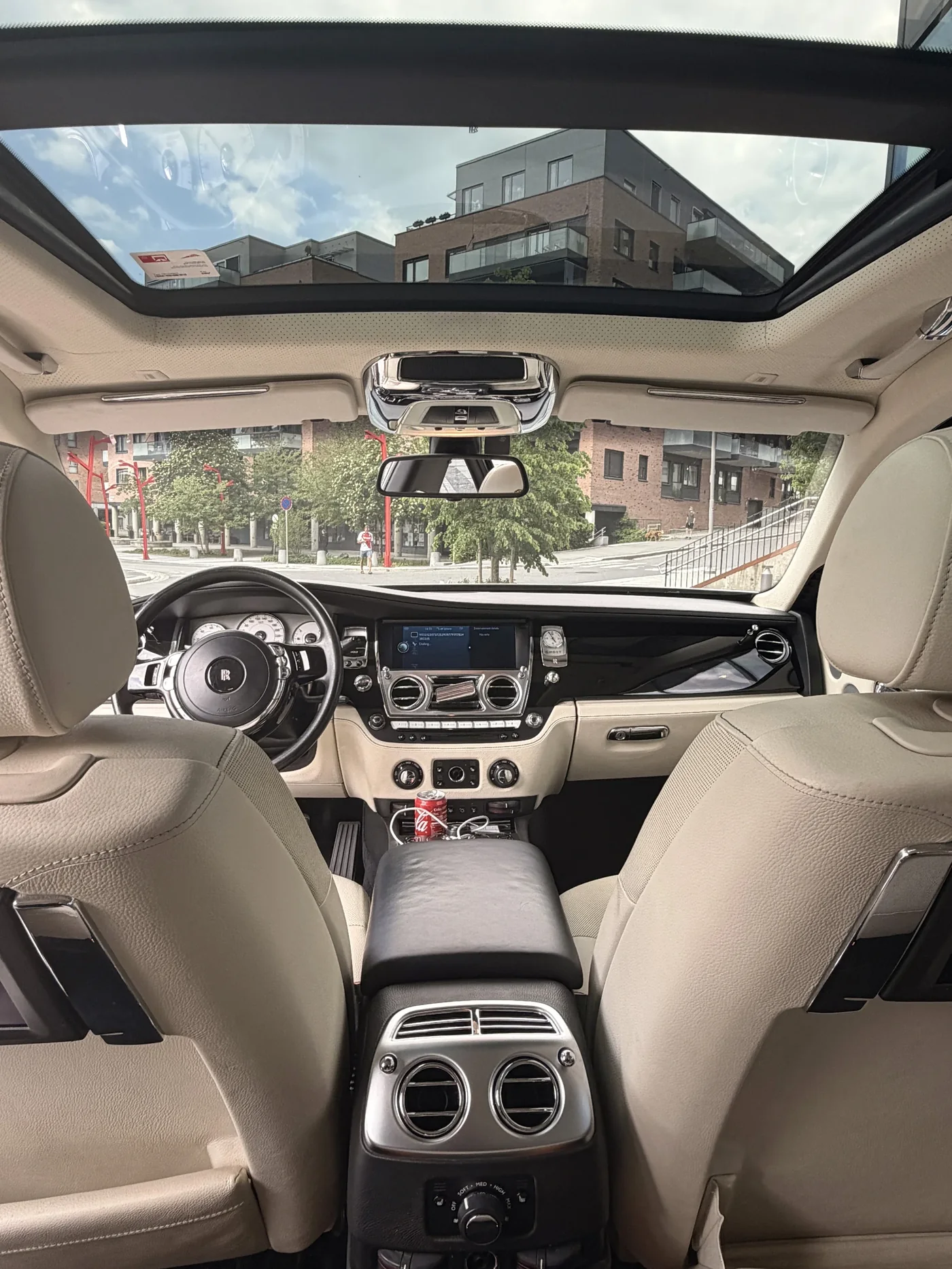 Rolls-Royce Ghost — Interiør